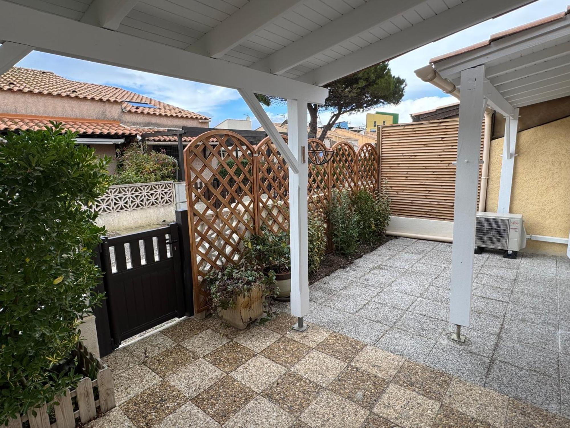 Maison Tout Confort, Bord De Mer Avec Parking Prive Gruissan Exterior photo