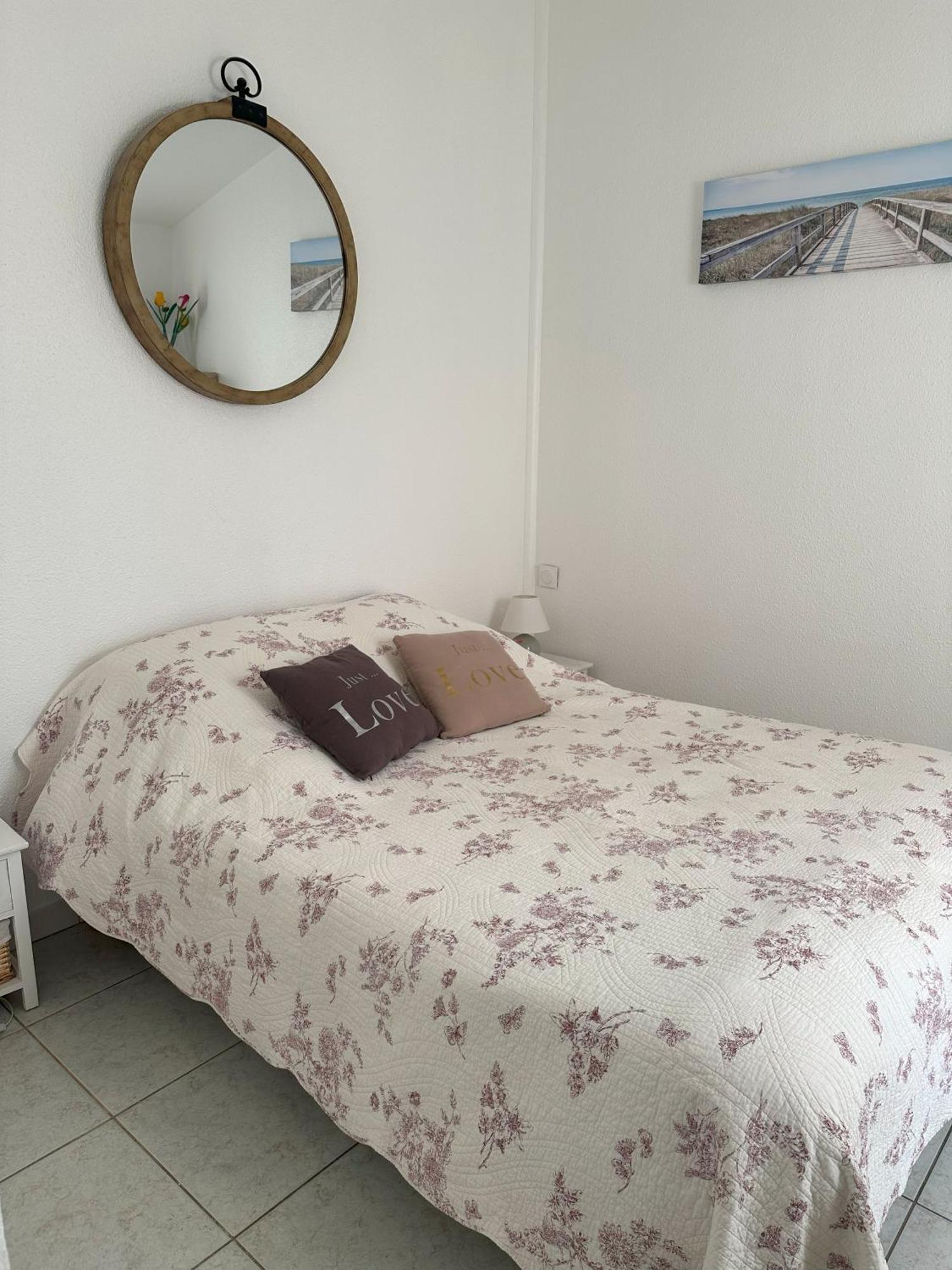 Maison Tout Confort, Bord De Mer Avec Parking Prive Gruissan Exterior photo
